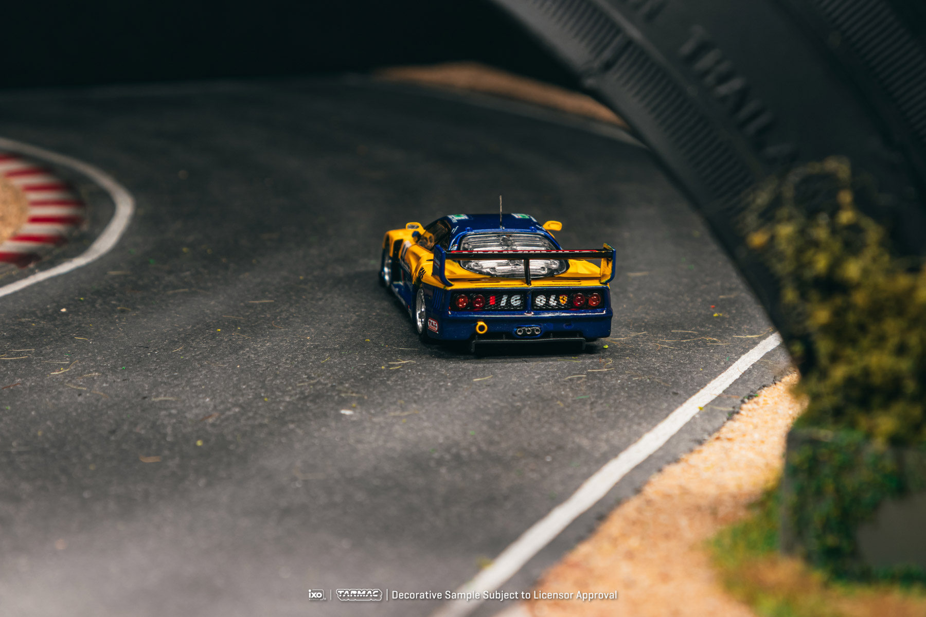 Op voorraad TW 1:64 Ferrari F4 - Die Cast Car 1 64 recensie en prijs
